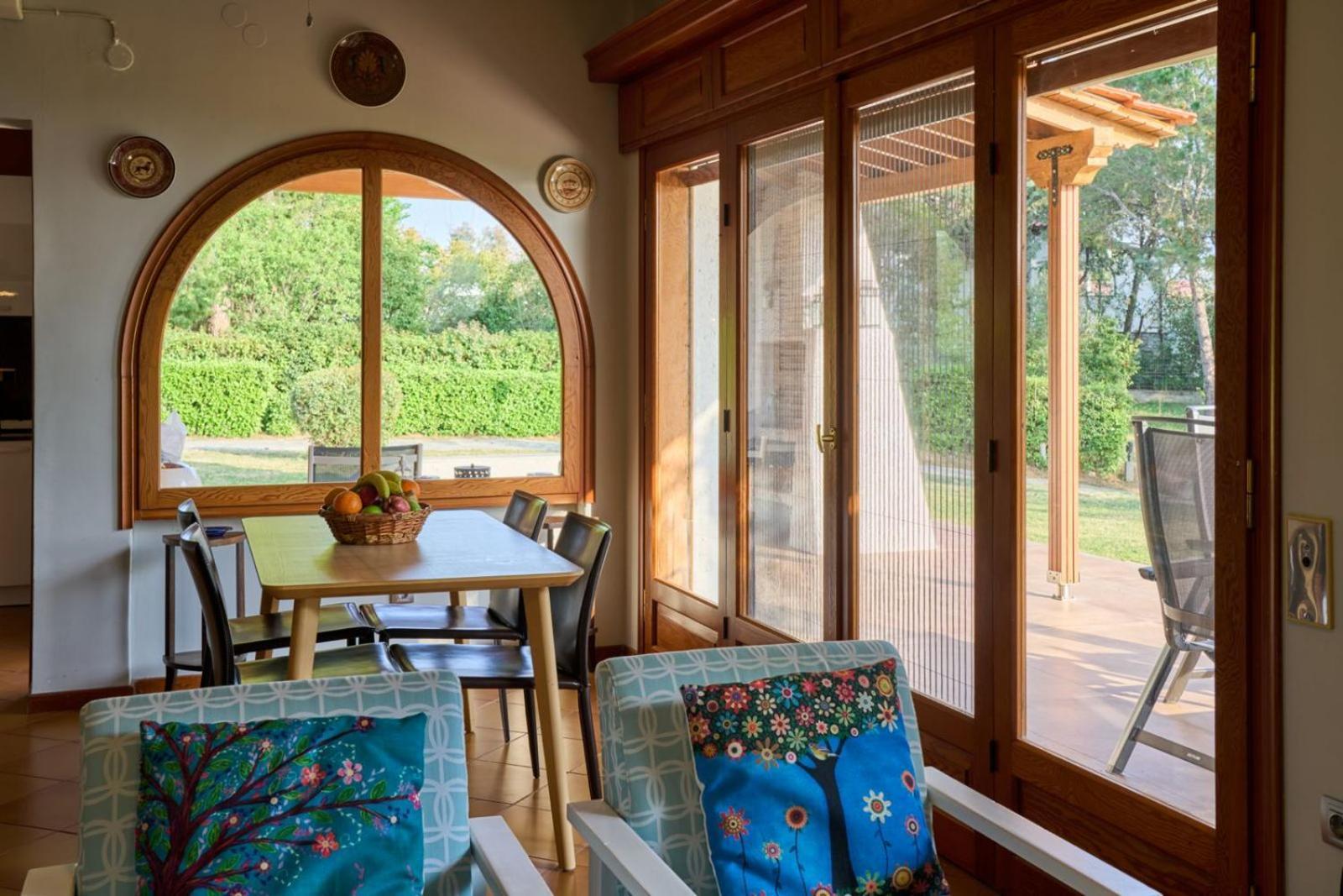 Summerday Villa Private Beach Nea Iraklia Exterior photo